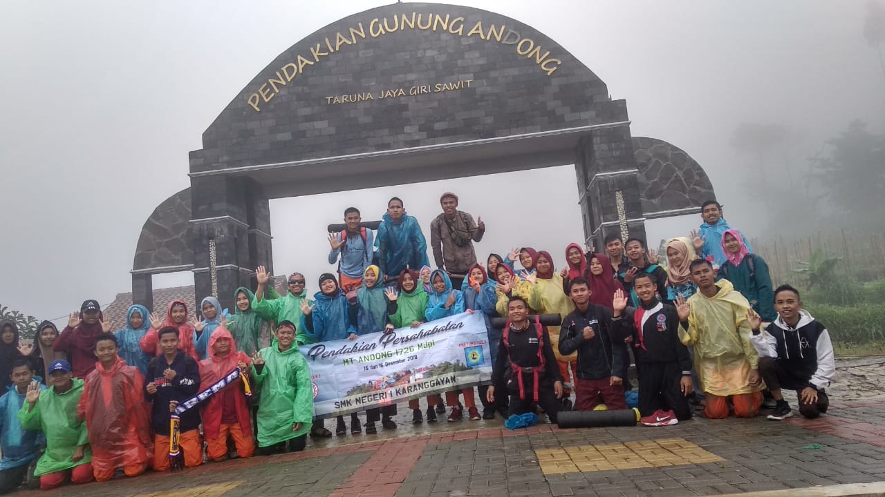 Pendakian persahabatan Gunung Andong  PMR dan NetukaPala